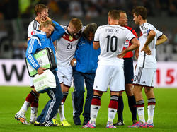 Marco Reus musste erneut verletzt vom Platz getragen werden