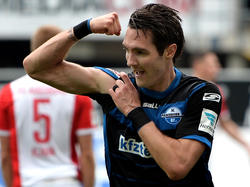 Starker Typ: Srdjan Lakic gelang das 2:1 für den SC Paderborn gegen Augsburg