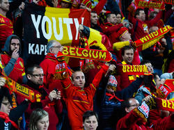 De supporters van de Rode Duivels zijn aanwezig voor het EK-kwalificatieduel met Andorra. (10-10-2015)