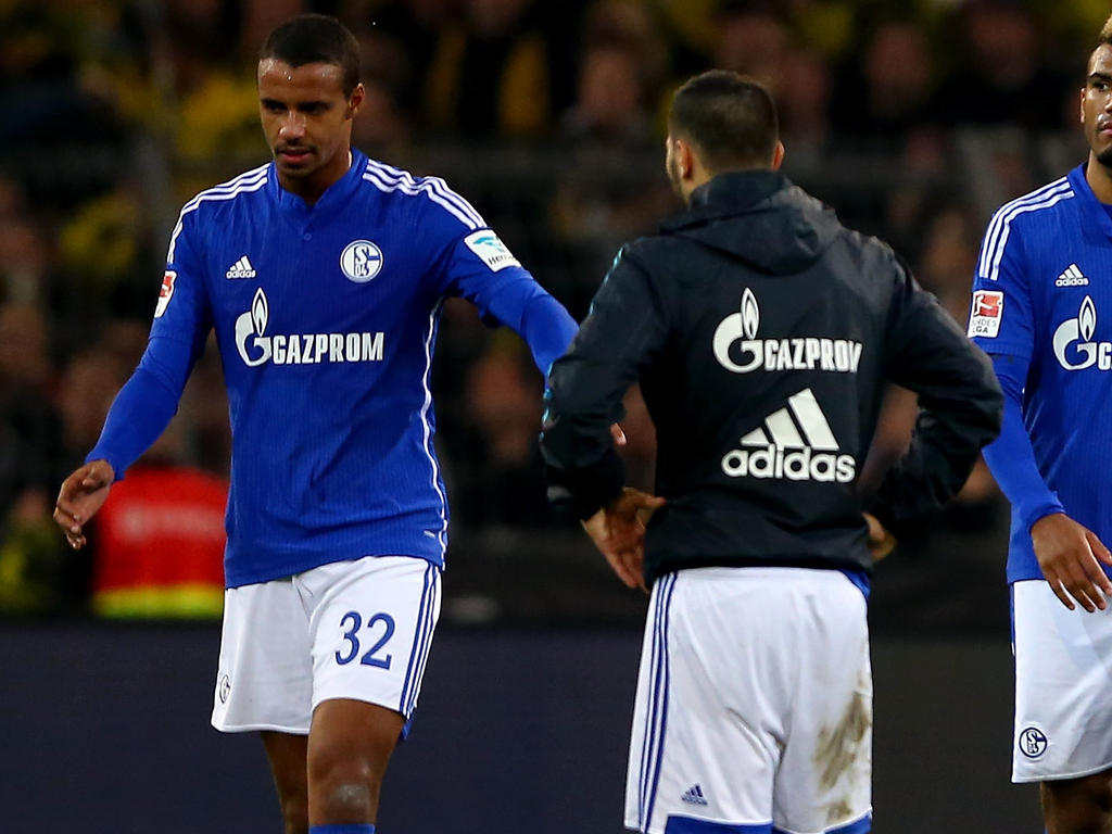 Die Verhandlungen um eine Vetragsverlängerung mit Joel Matip (l.) stocken Die Verhandlungen um eine Vetragsverlängerung mit Joel Matip (l.) stocken