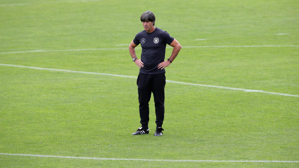 Joachim Löw wird sich mit dem DFB-Team in Leipzig vorbereiten Joachim Löw wird sich mit dem DFB-Team in Leipzig vorbereiten