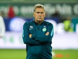 Ton Lokhoff als assistent-trainer van VfL Wolfsburg. (20-09-2016)