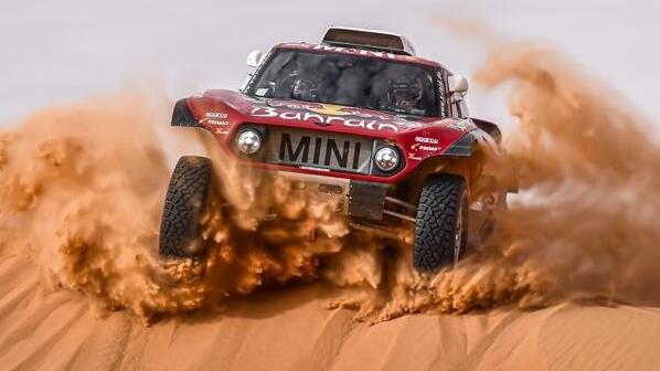 Der Mini Buggy von X-raid hat vier der ersten sechs Etappen gewonnen Der Mini Buggy von X-raid hat vier der ersten sechs Etappen gewonnen