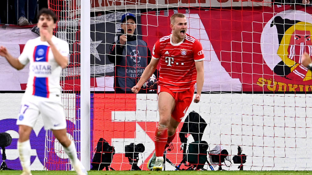 Eine Szene mit viel Symbolik: De Ligt jubelt nach seiner Monster-Grätsche gegen PSG Eine Szene mit viel Symbolik: De Ligt jubelt nach seiner Monster-Grätsche gegen PSG