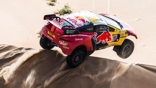 Hohe Dünen wie hier (Foto: 2023) prägen die Route der Rallye Dakar 2024