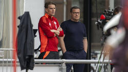Christoph Freund (l.) und Max Eberl leiten die sportlichen Geschicke des FC Bayern