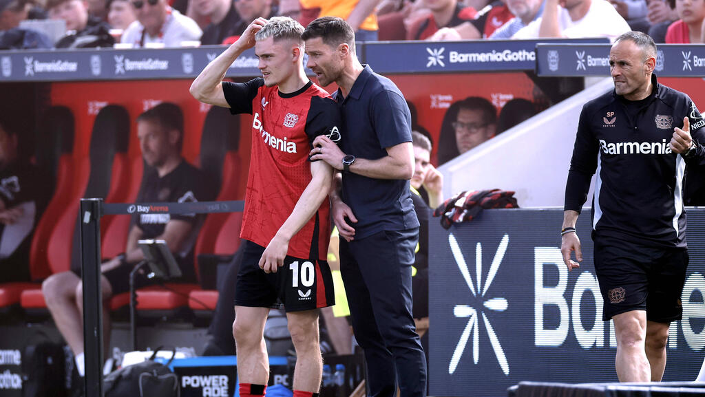 Bald beide weg? Florian Wirtz und Trainer Xabi Alonso Bald beide weg? Florian Wirtz und Trainer Xabi Alonso