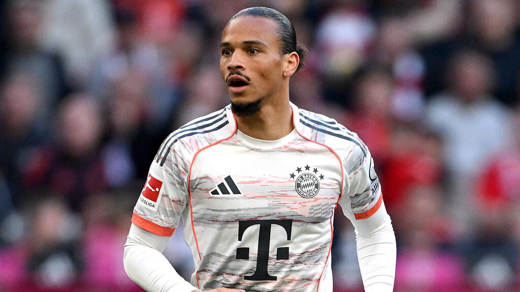 Leroy Sané soll beim FC Bayern verlängern, der Poker stockt jedoch Leroy Sané soll beim FC Bayern verlängern, der Poker stockt jedoch