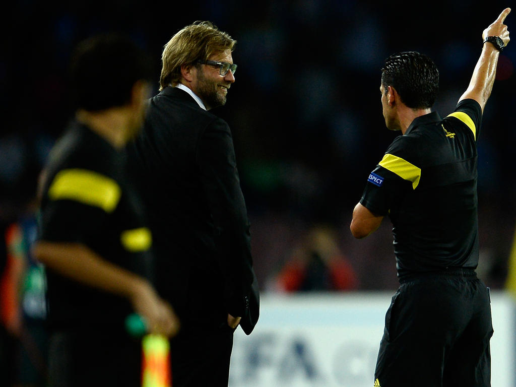 Jürgen Klopp wurde gegen Neapel aus dem Innenraum verbannt Jürgen Klopp wurde gegen Neapel aus dem Innenraum verbannt