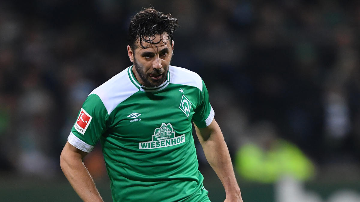Claudio Pizarro zog sich eine Muskelverletzung zu Claudio Pizarro zog sich eine Muskelverletzung zu