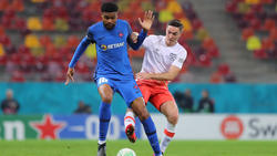 Angeblich Kandidat beim FC Schalke 04: Malcom Edjouma (l.)