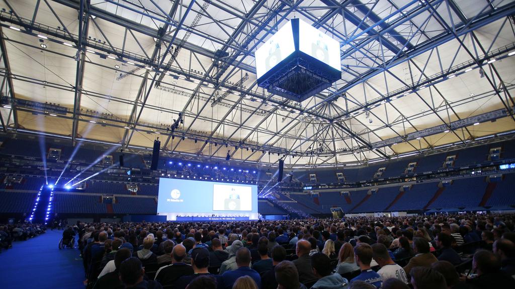 Der FC Schalke 04 benötigt die Zustimmung der Mitglieder zur Umsetzung der Ausgliederungspläne