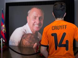 Johan Cruyff wird mit einem königlichen Orden geehrt