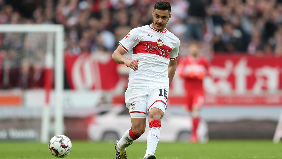 Ozan Kabak soll vor einem Wechsel zum FC Bayern stehen Ozan Kabak soll vor einem Wechsel zum FC Bayern stehen