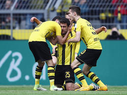 Borussia Dortmund schlägt Eintracht Frankfurt