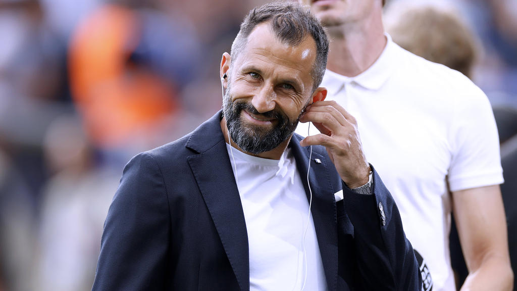 Hat viel Lob für Leroy Sané und Jamal Musiala übrig: Hasan Salihamidzic vom FC Bayern München Hat viel Lob für Leroy Sané und Jamal Musiala übrig: Hasan Salihamidzic vom FC Bayern München