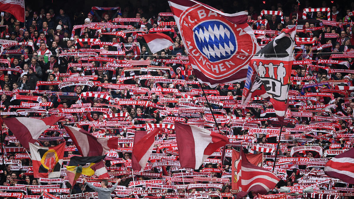 Die Fans des FC Bayern müssen wohl noch bis zum Sommer auf Leroy Sané warten Die Fans des FC Bayern müssen wohl noch bis zum Sommer auf Leroy Sané warten