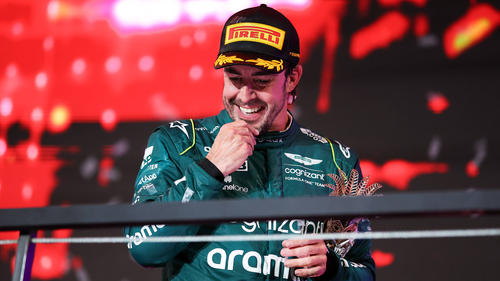 Fernando Alonso schwimmt mit Aston Martin momentan auf der Erfolgswelle