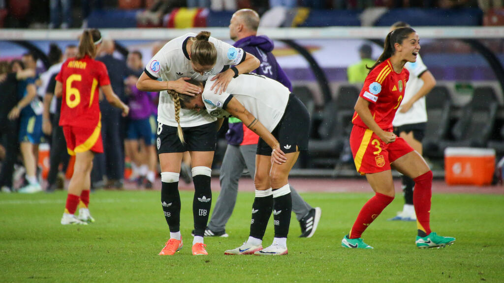 DFB-Team-nach-Halbfinal-Aus-komplett-leer-