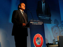 Michel Platini wurde für dritte Amtszeit als UEFA-Präsident bestätigt