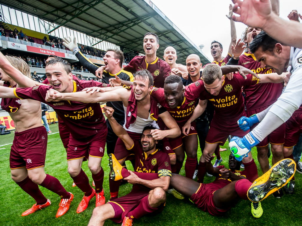Roda JC promoveert na de winst op NAC Breda naar de Eredivisie. Hierdoor heeft de provincie Limburg weer een ploeg op het hoogste voetbalniveau in Nederland. (31-05-2015)
