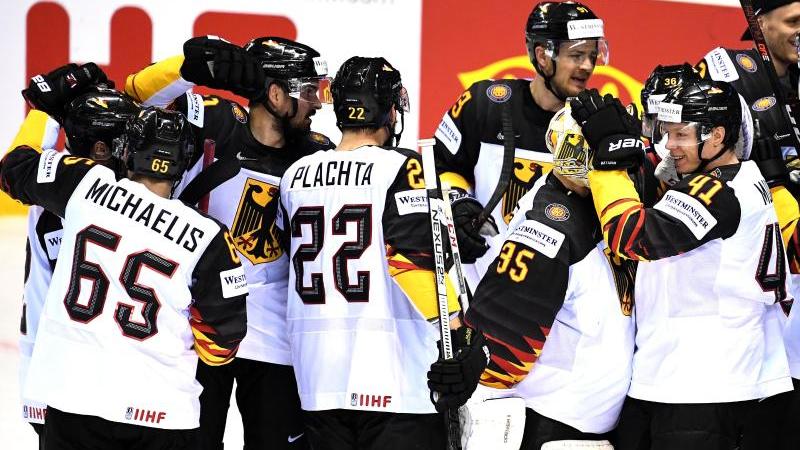 Die deutschen Kufen-Cracks treffen am Dienstag auf Finnland Die deutschen Kufen-Cracks treffen am Dienstag auf Finnland