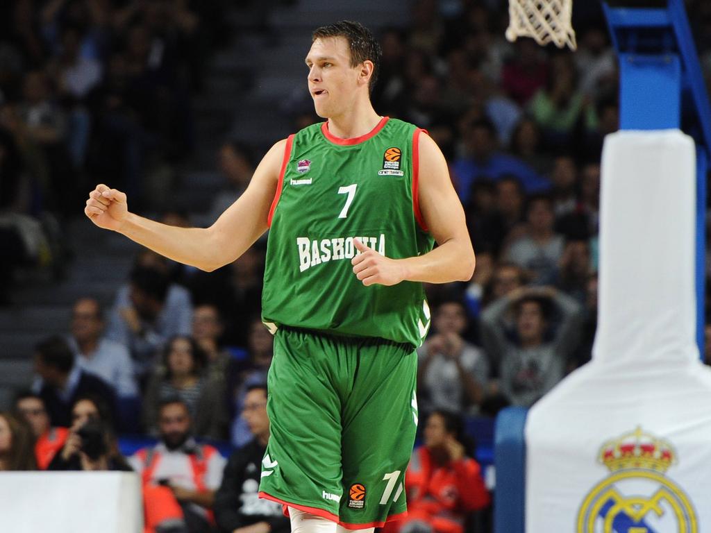 Johannes Voigtmann trifft mit Baskonia Vitoria auf Brose Bamberg Johannes Voigtmann trifft mit Baskonia Vitoria auf Brose Bamberg