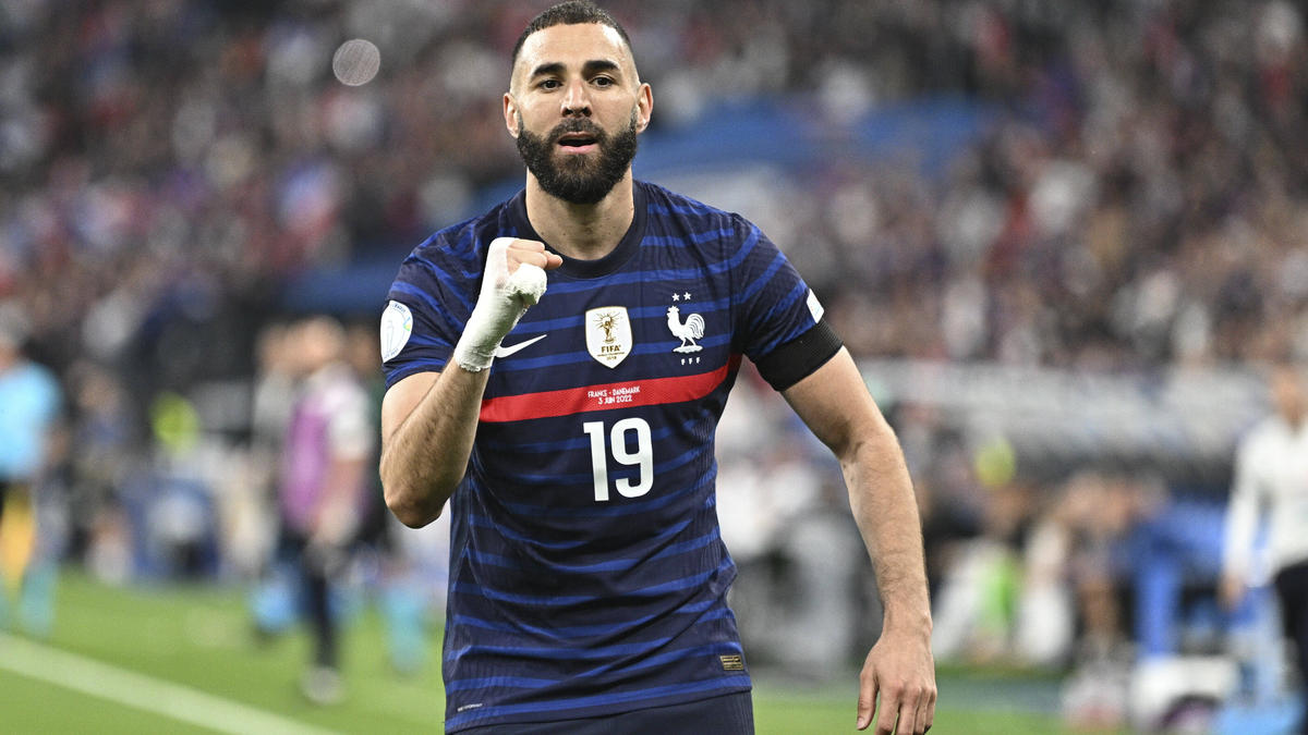 Benzema verkündete an seinem 35. Geburtstag seinen Rücktritt aus der Nationalmannschaft