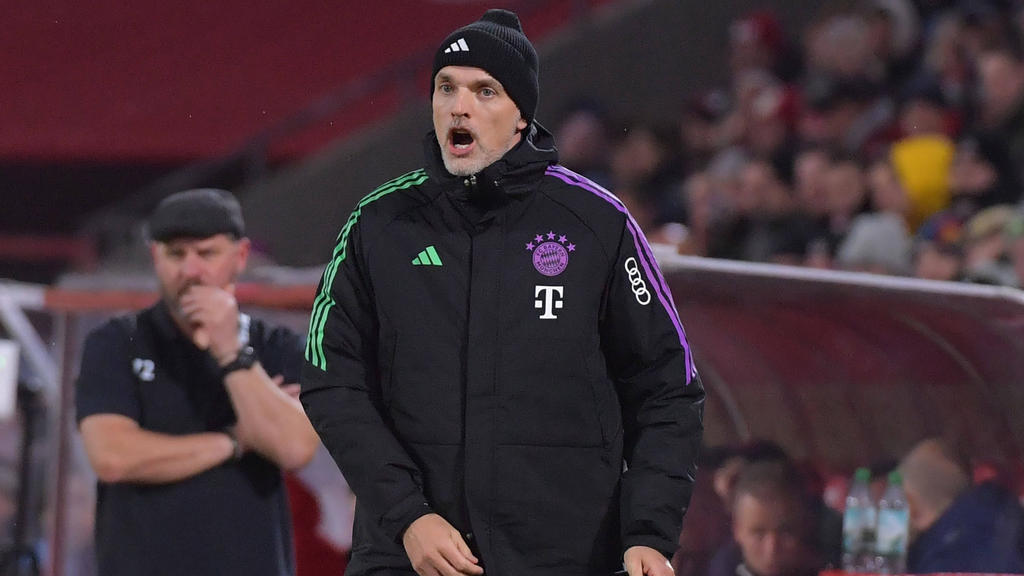 Trainer Thomas Tuchel vom FC Bayern klagt über die zu hohe Belastung Trainer Thomas Tuchel vom FC Bayern klagt über die zu hohe Belastung