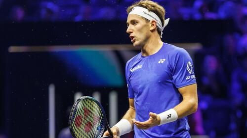 Das europäische Team liegt beim Laver Cup nach der Niederlage von Tennisprofi Casper Ruud zurück.