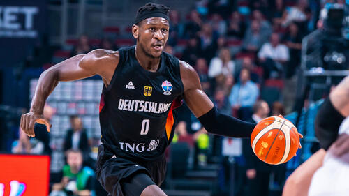 Isaac Bonga spielte eine starke Basketball-Europameisterschaft