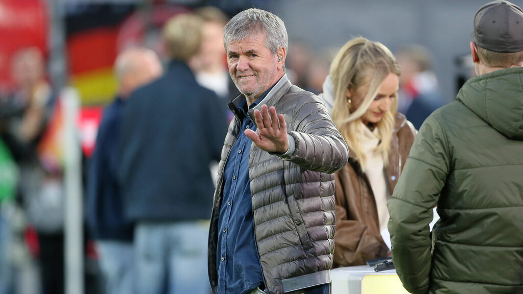 Friedhelm Funkel soll den 1. FC Köln in die Bundesliga führen Friedhelm Funkel soll den 1. FC Köln in die Bundesliga führen