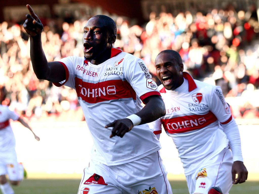 Der FC Sion dreht die Super-League-Partie gegen den FC Luzern und gewinnt 3:2. Das Siegstor erzielte Pa Modou Jagne. Der FC Sion dreht die Super-League-Partie gegen den FC Luzern und gewinnt 3:2. Das Siegstor erzielte Pa Modou Jagne.