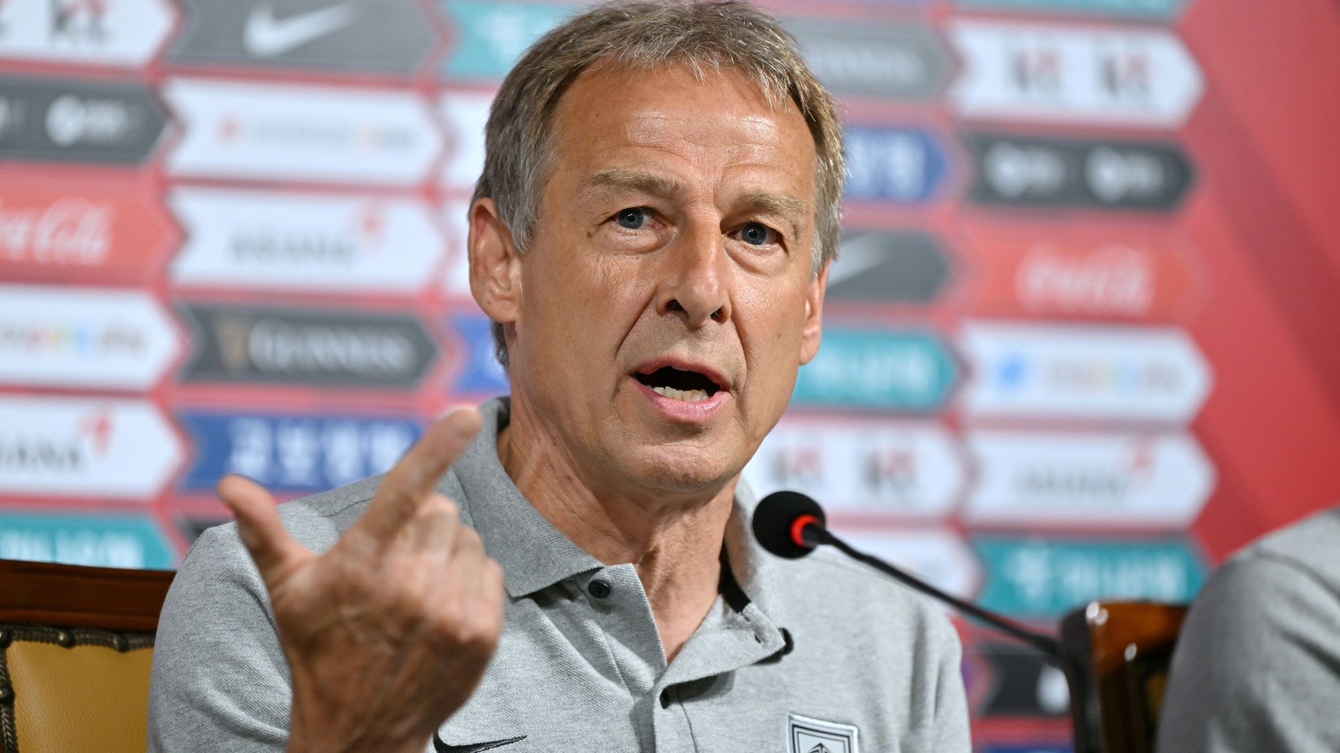 Jürgen Klinsmann steht in Südkorea in der Kritik
