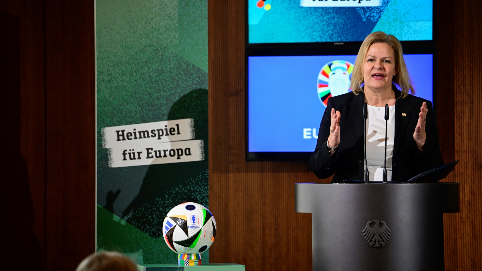 Innenministerin Faeser ist auch für Sport zuständig Innenministerin Faeser ist auch für Sport zuständig