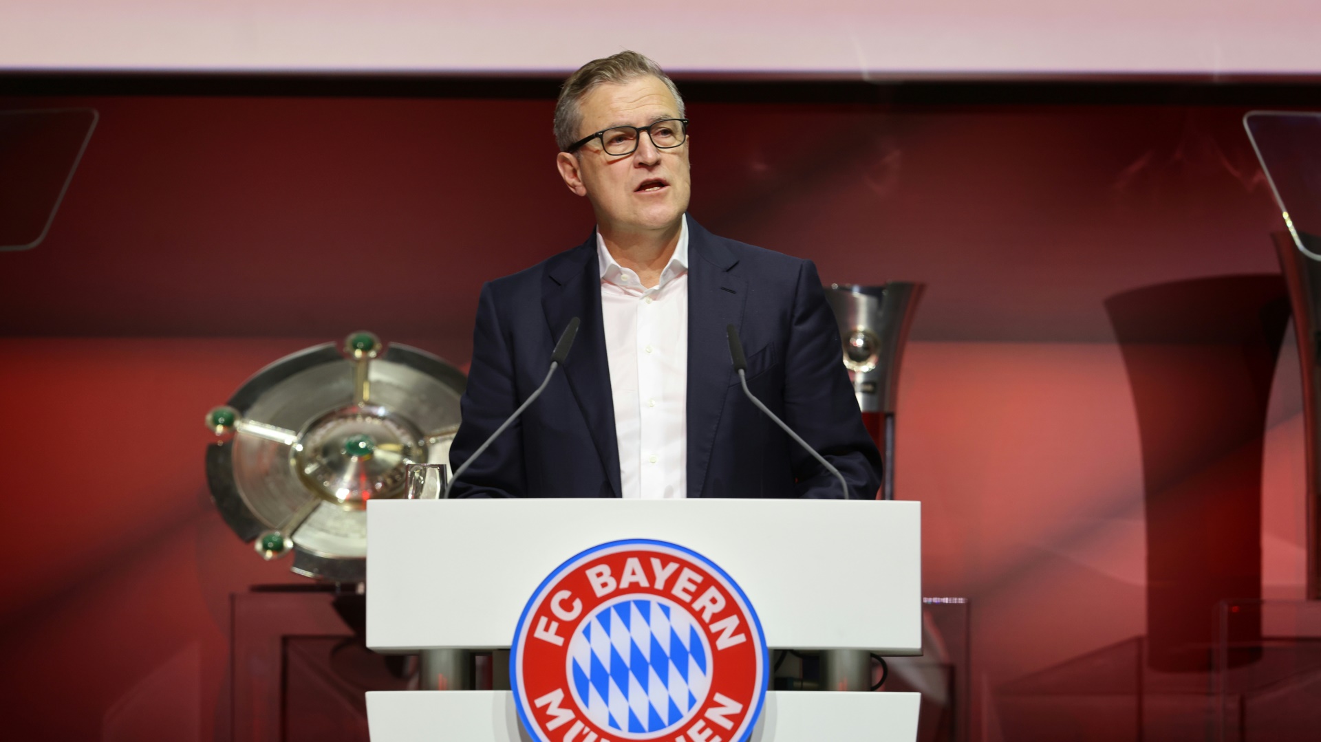 Bayern-Vorstandschef Jan-Christian Dreesen will zum Jahresabschluss einen Sieg Bayern-Vorstandschef Jan-Christian Dreesen will zum Jahresabschluss einen Sieg