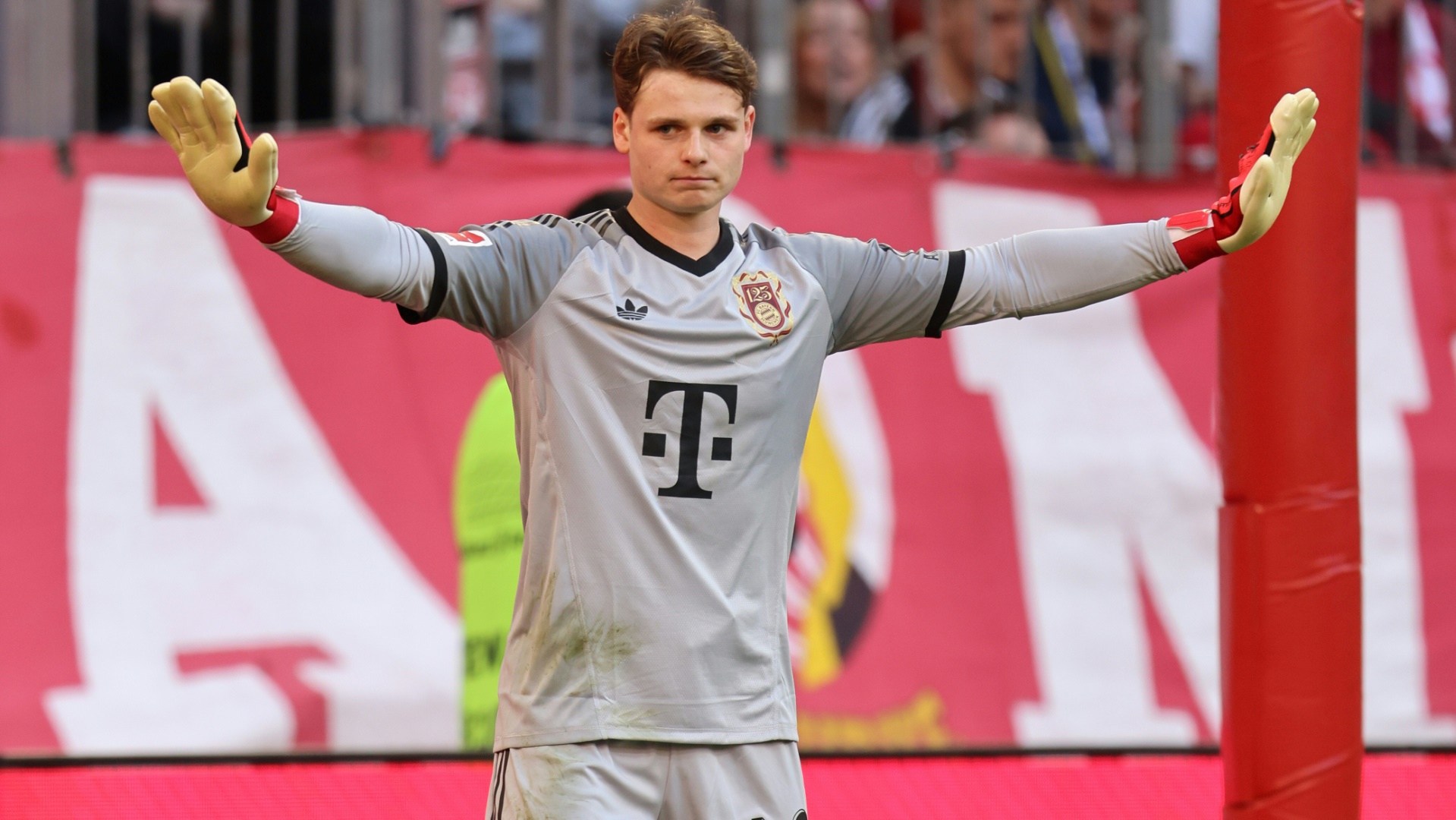 Wieder im Training: Jonas Urbig Wieder im Training: Jonas Urbig