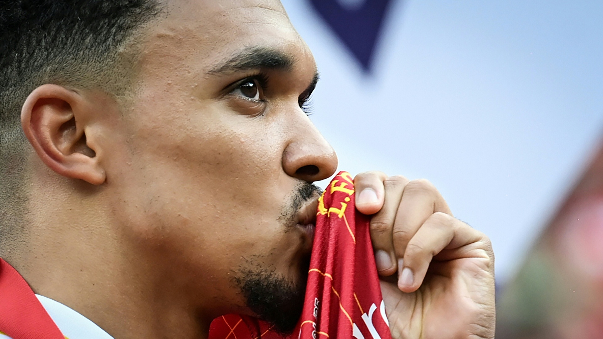 Wechsel-von-Alexander-Arnold-perfekt