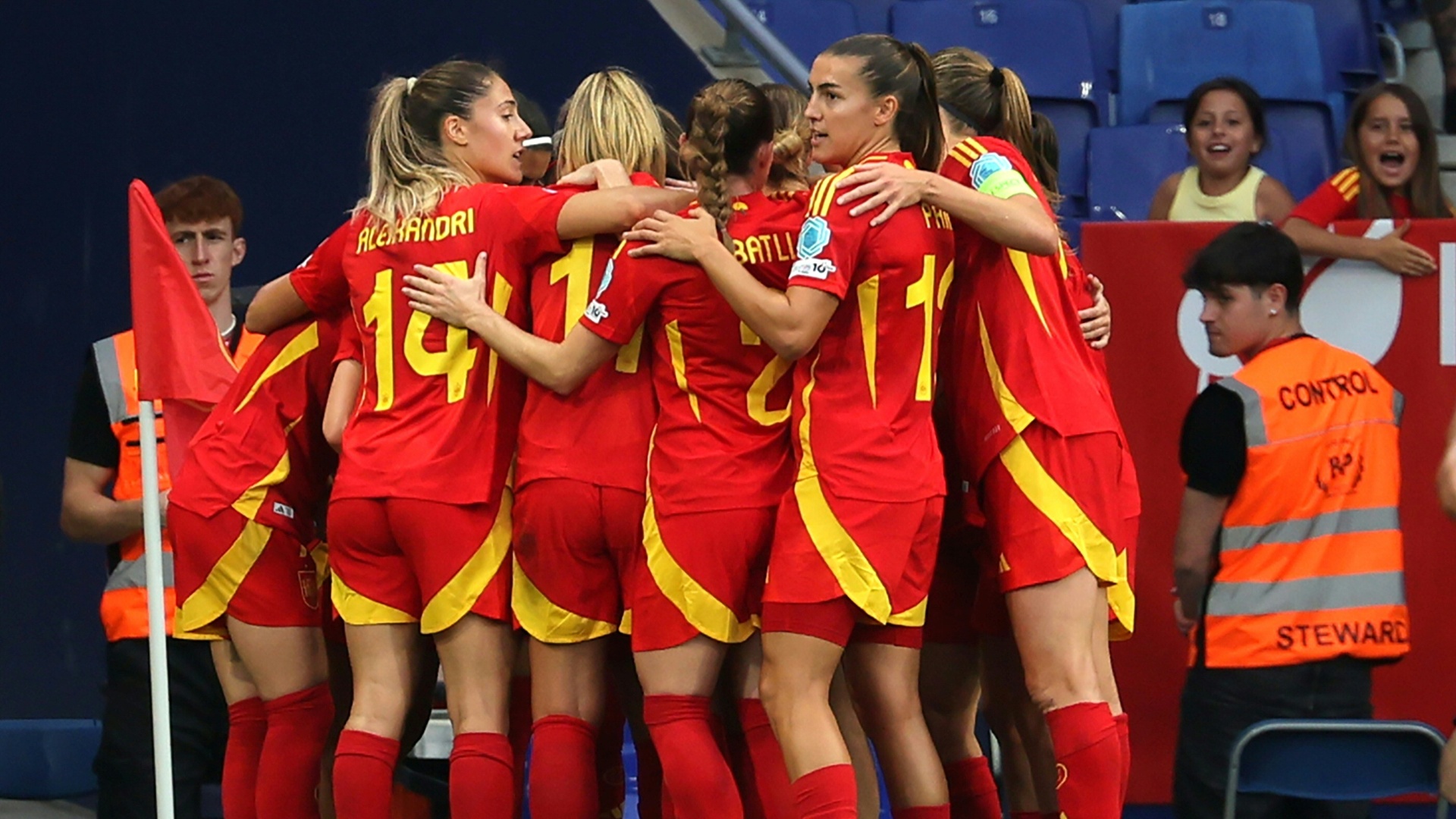 Die Spanierinnen greifen nach der Titelverteidigung Die Spanierinnen greifen nach der Titelverteidigung