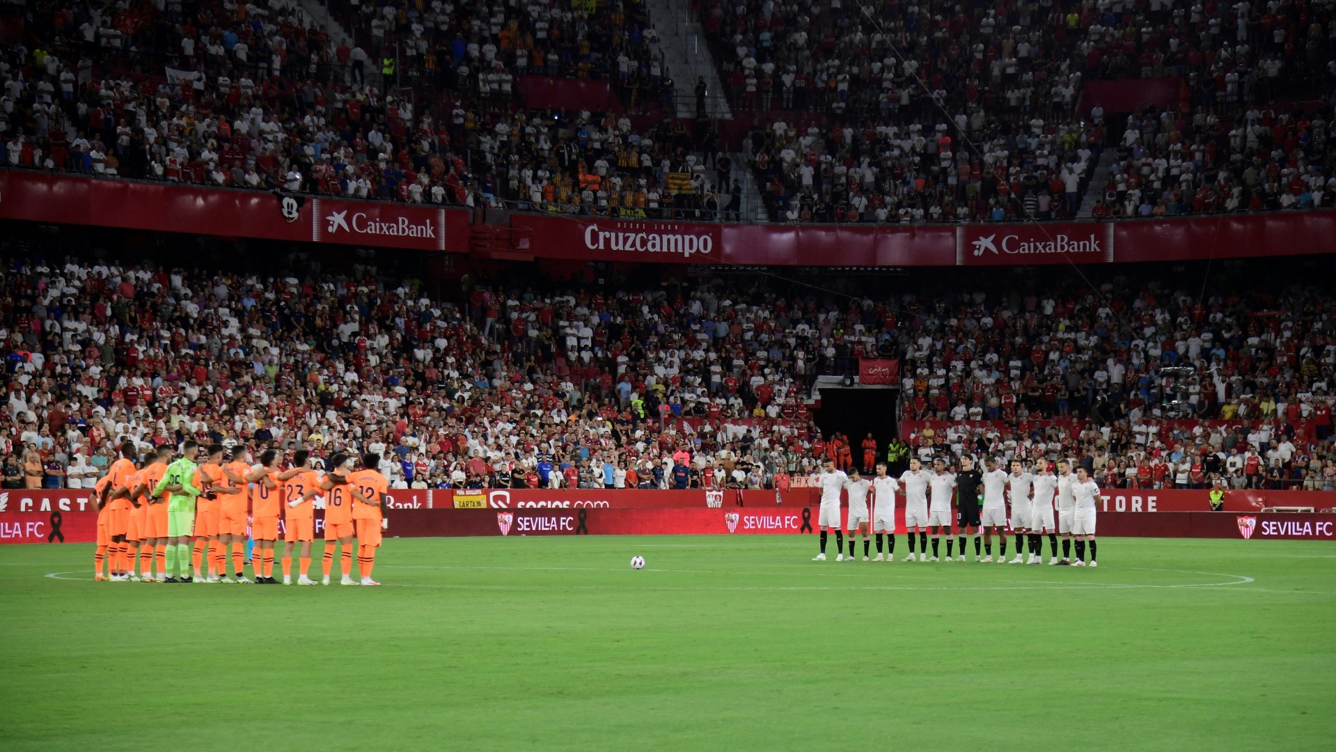 Die UEFA ordnet wegen des schweren Erdbebens in Marokko eine Schweigeminute an