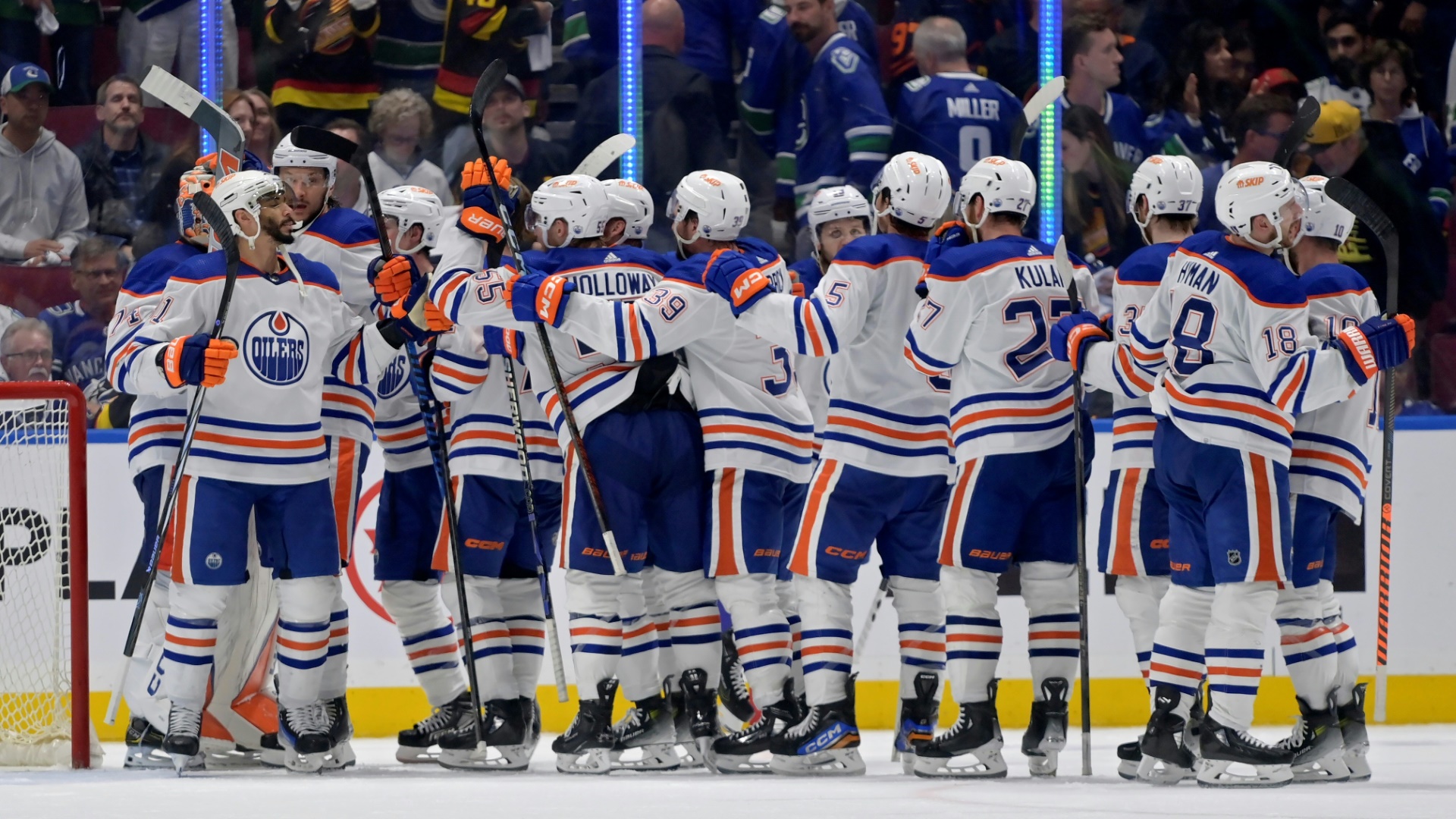 Die Edmonton Oilers sind in der NHL eine Runde weiter