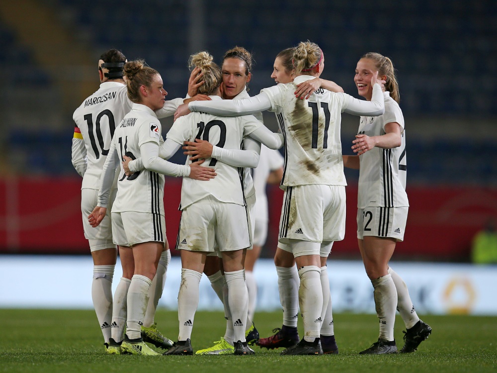 Weltrangliste: DFB-Team nur noch 19 Punkte vor England