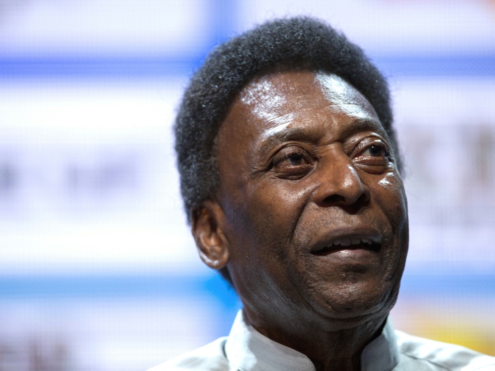 Pelé nach Atemproblemen kurzzeitig auf Intensivstation