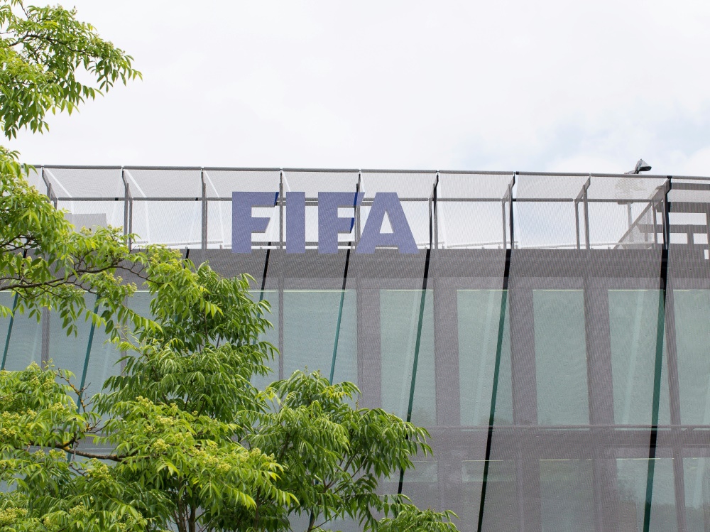 Die FIFA sperrt Ariel Alvarado lebenslänglich