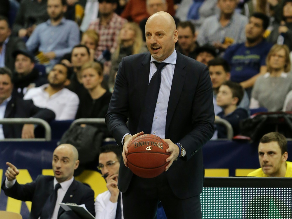 Obradovic unterschreibt bei Lokomotive Kuban Krasnodar Obradovic unterschreibt bei Lokomotive Kuban Krasnodar