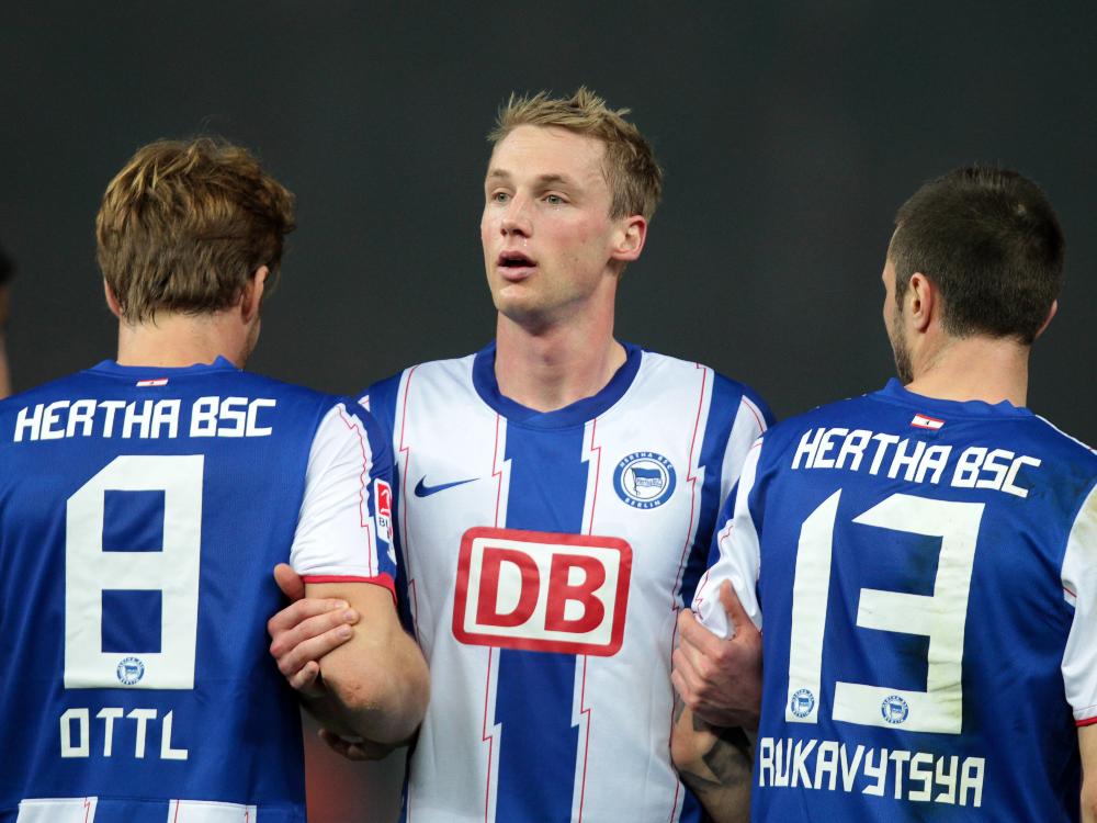 Hertha BSC trennt sich von Felix Bastians (m.) Hertha BSC trennt sich von Felix Bastians (m.)