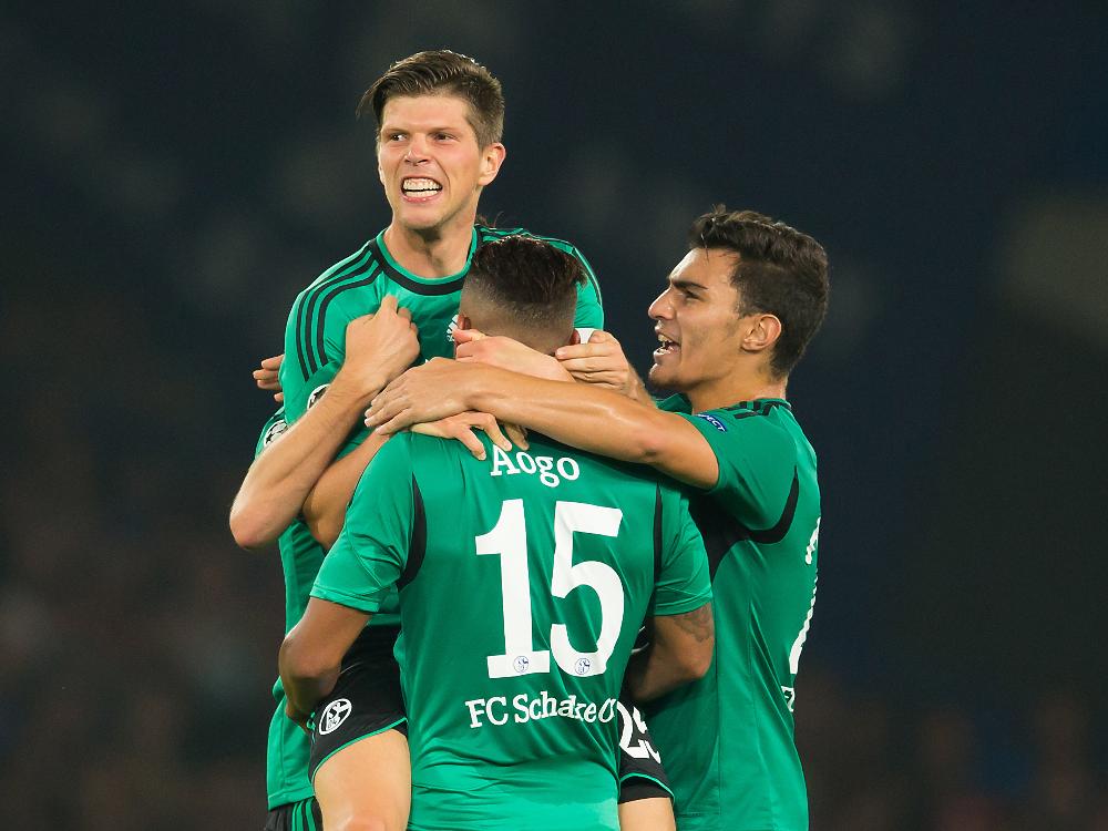 Klaas Jan Huntelaar erzielt den Ausgleich für Schalke 04