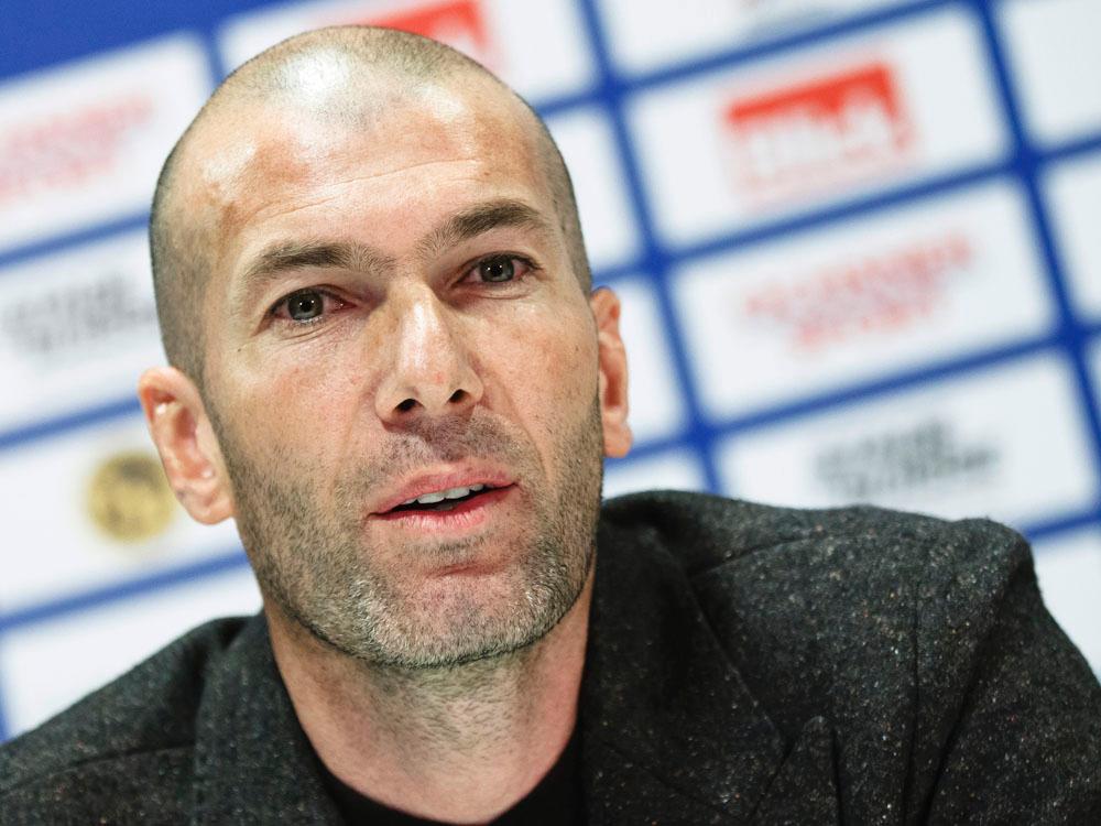 Bordeaux will Zinédine Zidane als Trainer verpflichten
