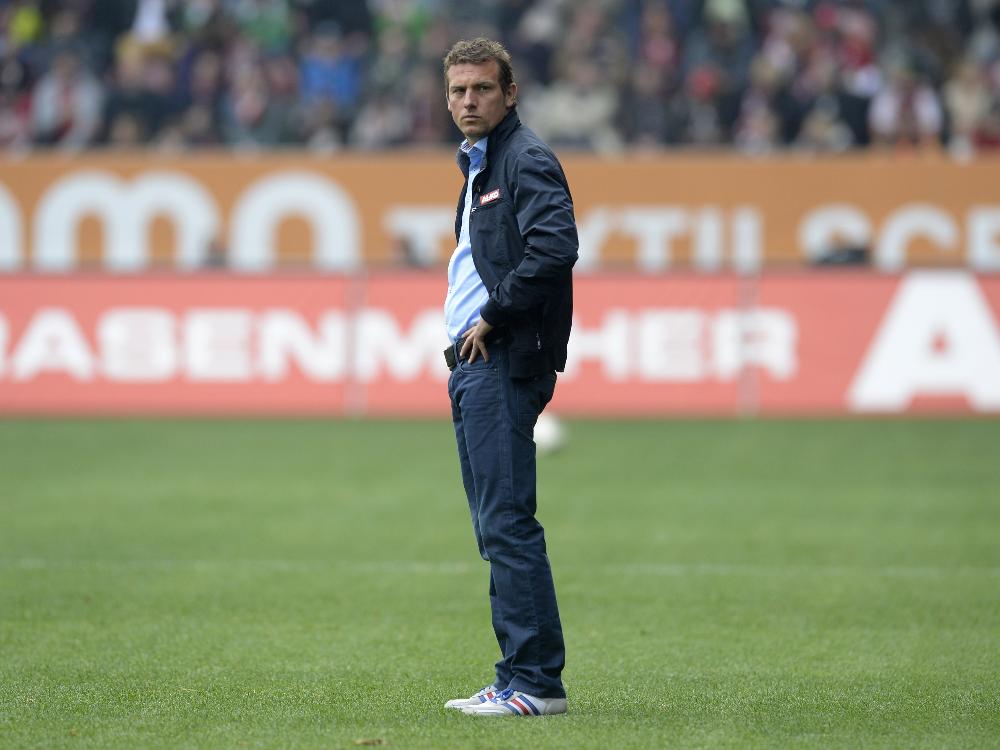 Markus Weinzierl verliert mit Augsburg Markus Weinzierl verliert mit Augsburg
