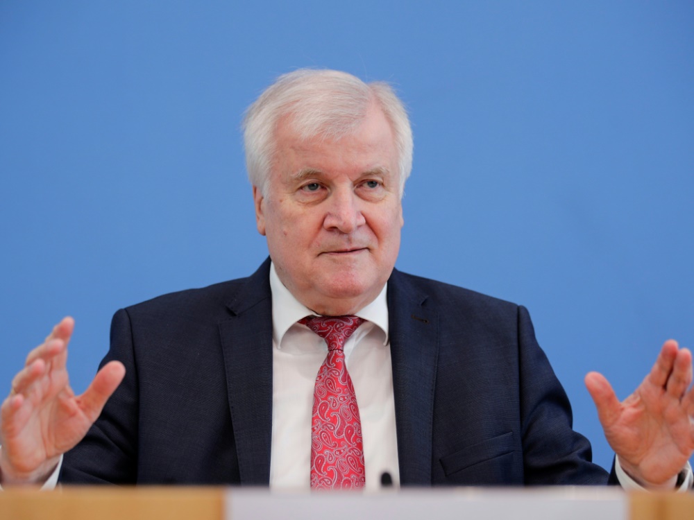 Horst Seehofer spricht sich für die Förderung aus Horst Seehofer spricht sich für die Förderung aus